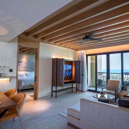 Saadiyat Rotana Resort And Villas Abu Dhabi Exterior photo A suite at the hotel
