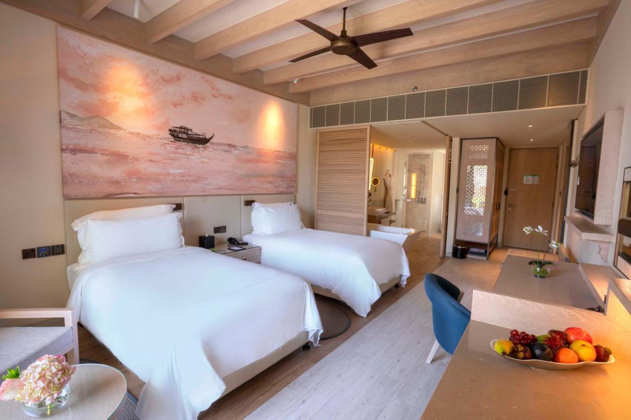 Saadiyat Rotana Resort And Villas Abu Dhabi Exterior photo Deluxe Ocean View Room