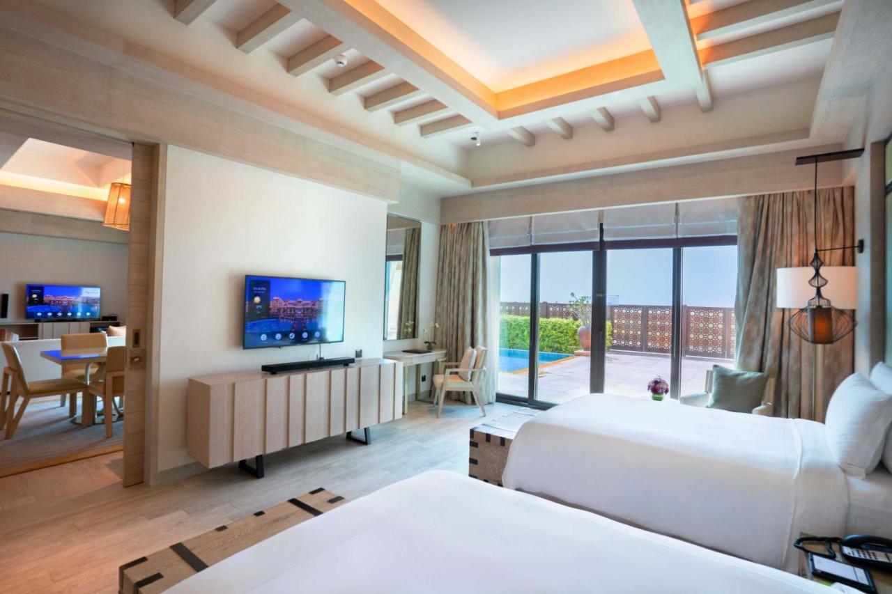 Saadiyat Rotana Resort And Villas Abu Dhabi Exterior photo Deluxe Pool Access