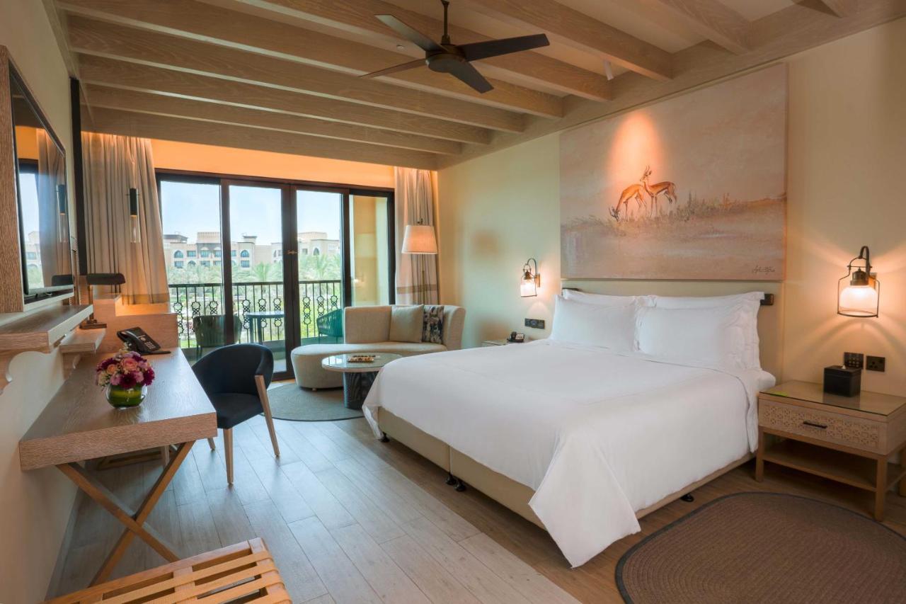 Saadiyat Rotana Resort And Villas Abu Dhabi Exterior photo Deluxe Room