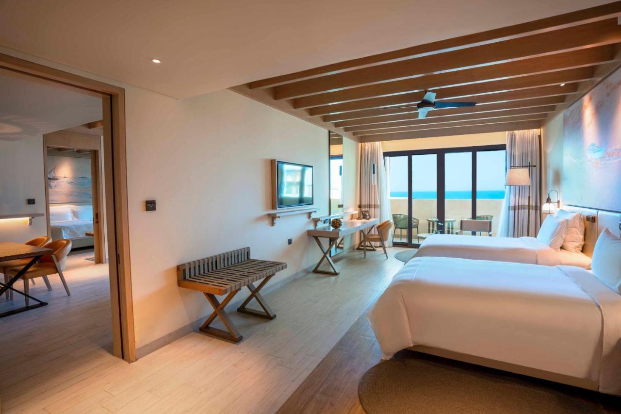 Saadiyat Rotana Resort And Villas Abu Dhabi Exterior photo A guest room at the hotel