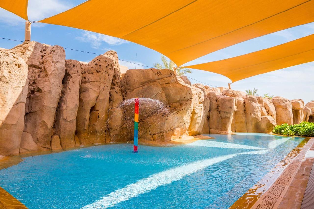 Saadiyat Rotana Resort And Villas Abu Dhabi Exterior photo The Atlantis Paradise Island water park