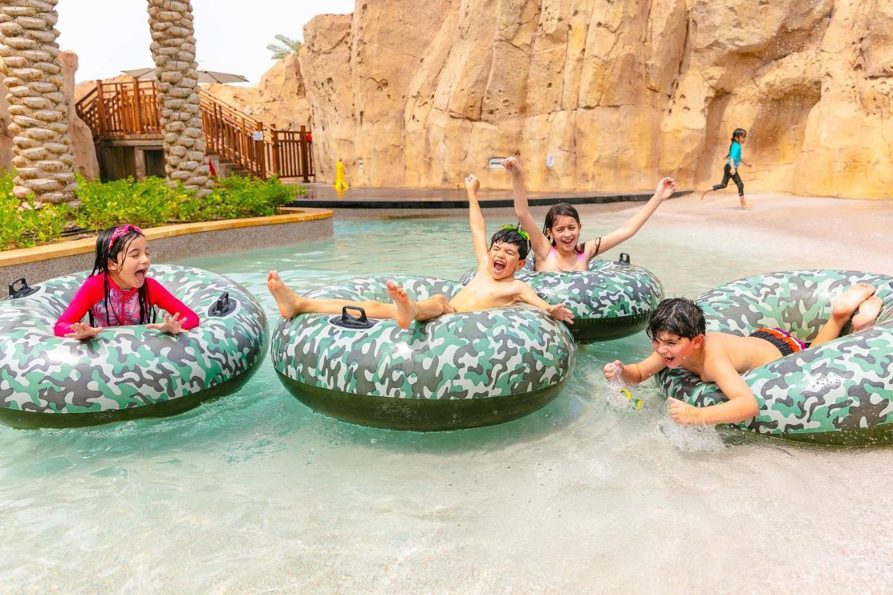 Saadiyat Rotana Resort And Villas Abu Dhabi Exterior photo The lazy river