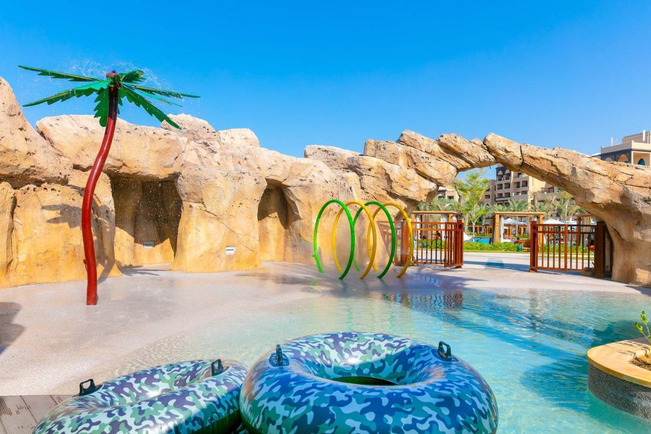 Saadiyat Rotana Resort And Villas Abu Dhabi Exterior photo The Atlantis water park
