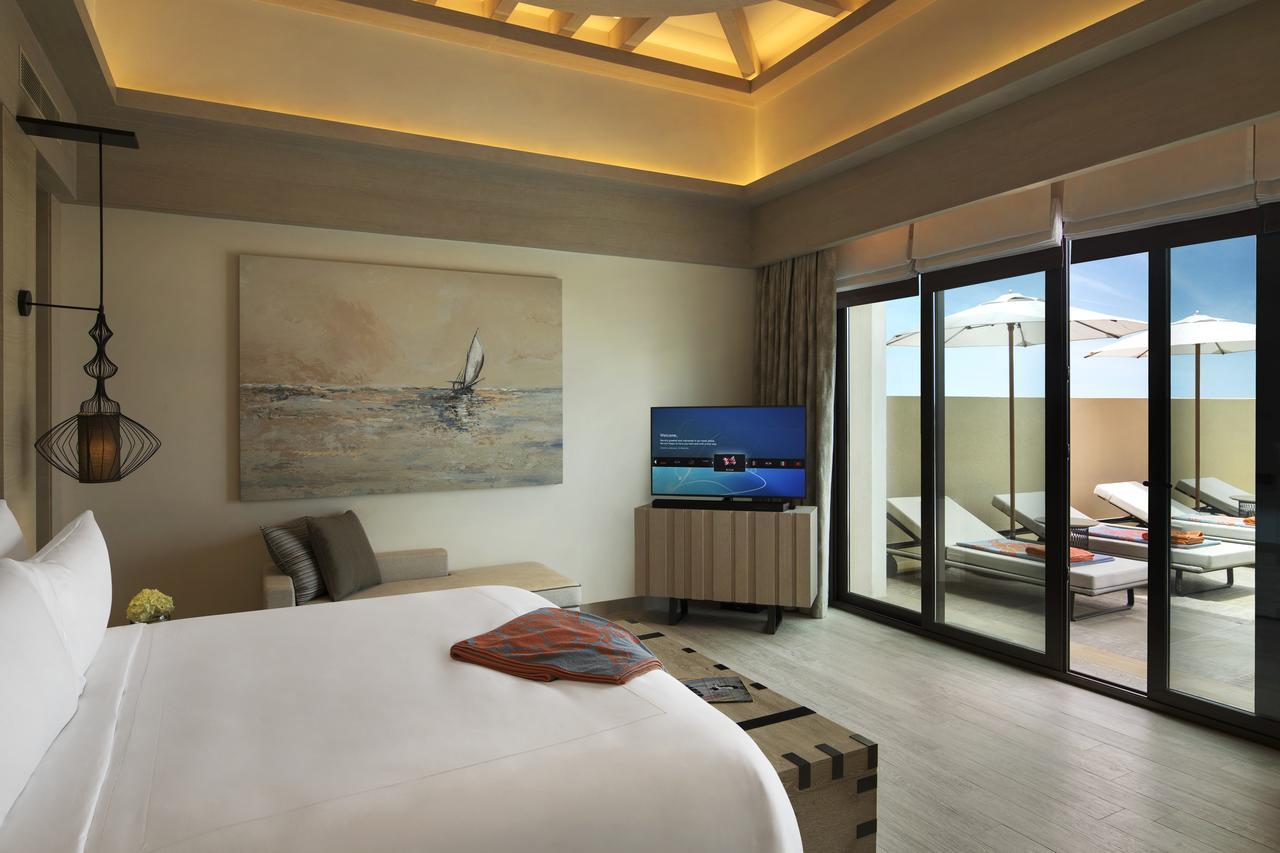 Saadiyat Rotana Resort And Villas Abu Dhabi Exterior photo A bedroom at the hotel